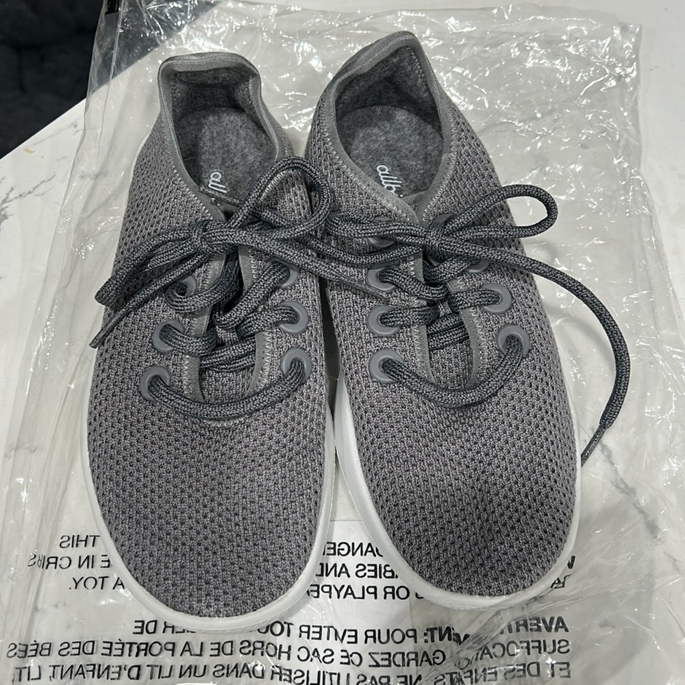 Allbirds Women's Tree Runners, NEW. - Picture 7 of 10